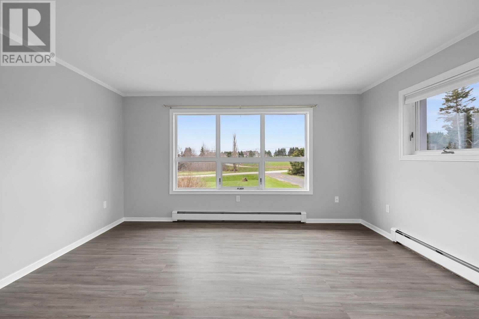 7 BAYVIEW CRESCENT Image 2