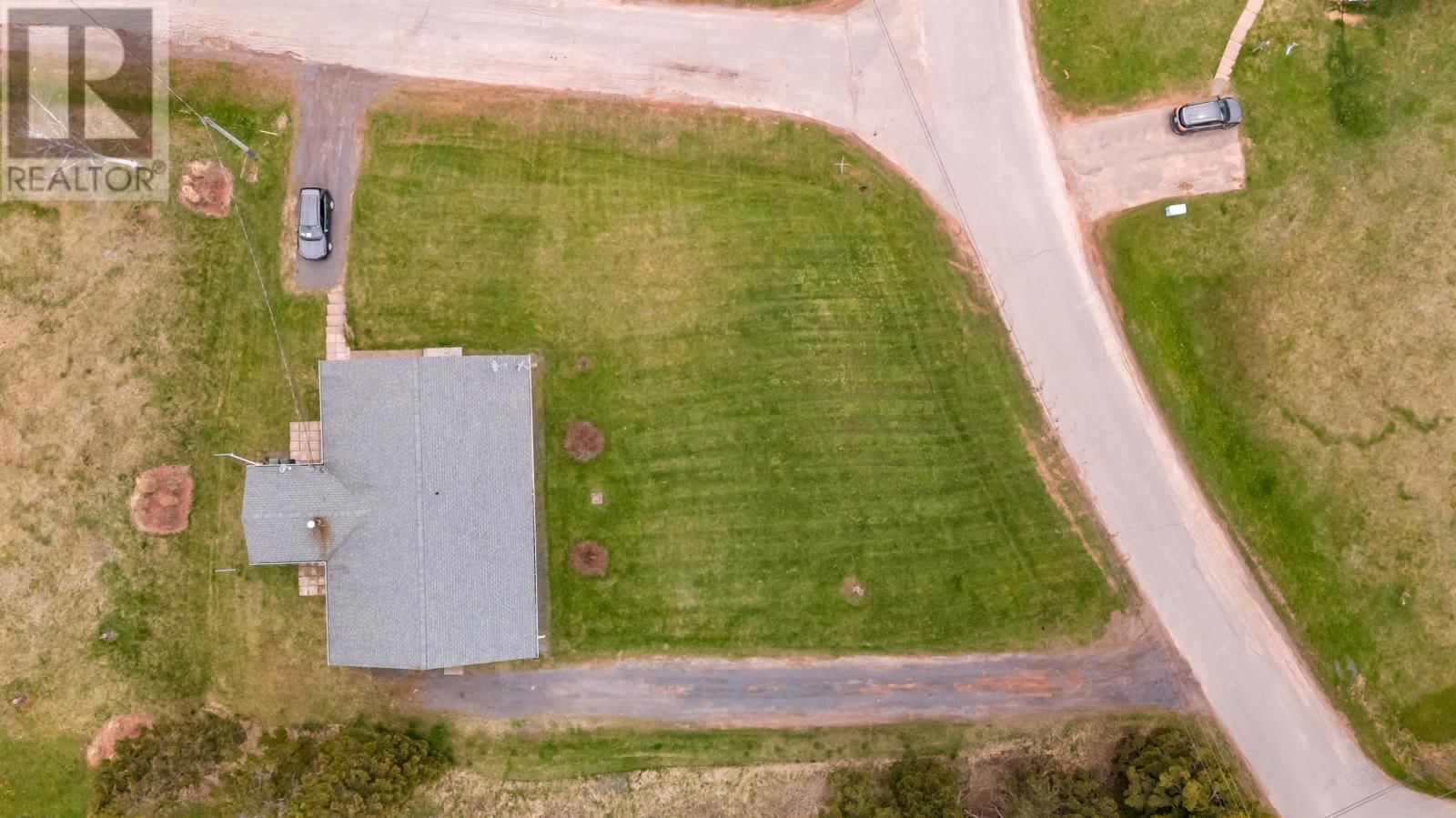 7 BAYVIEW CRESCENT Image 24