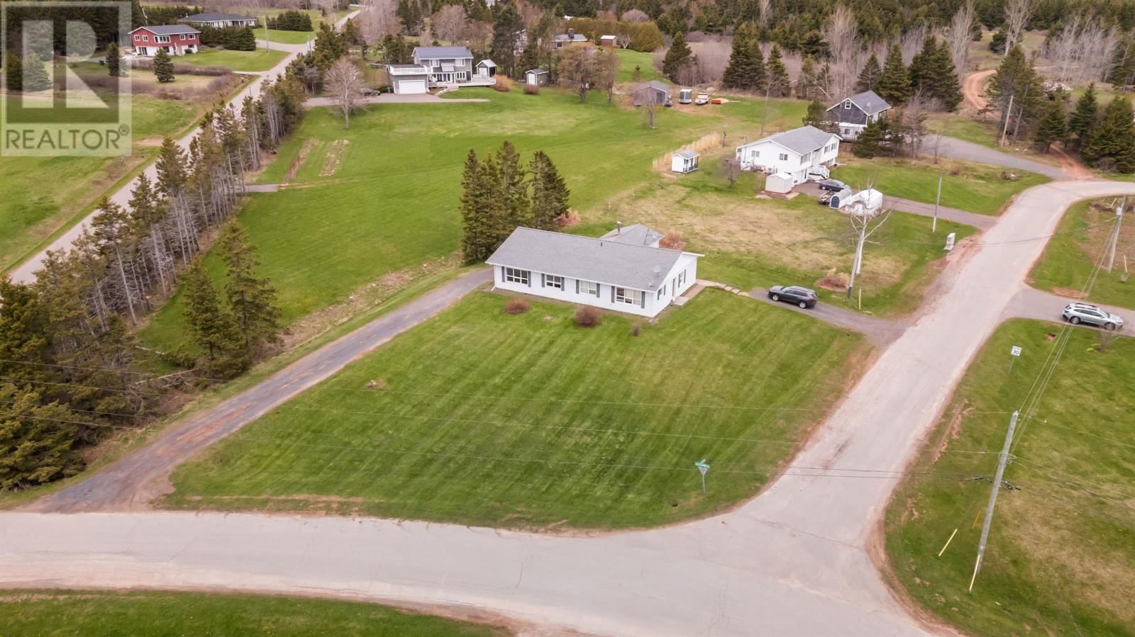 7 BAYVIEW CRESCENT Image 33