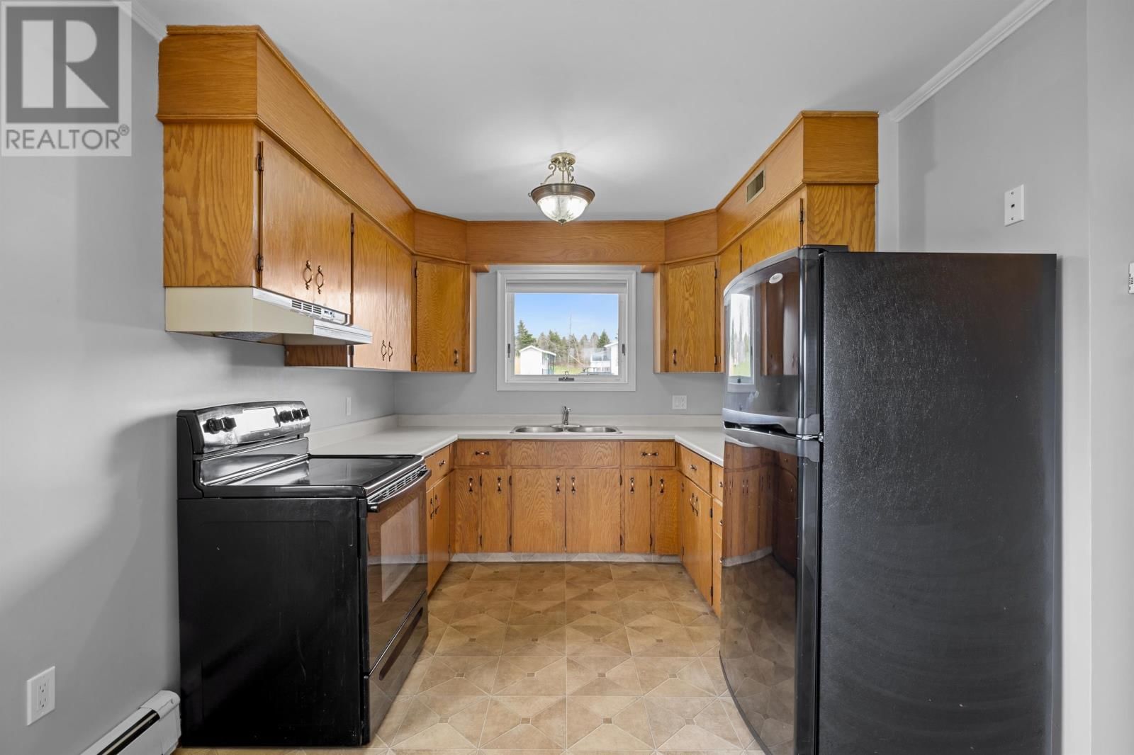 7 BAYVIEW CRESCENT Image 8