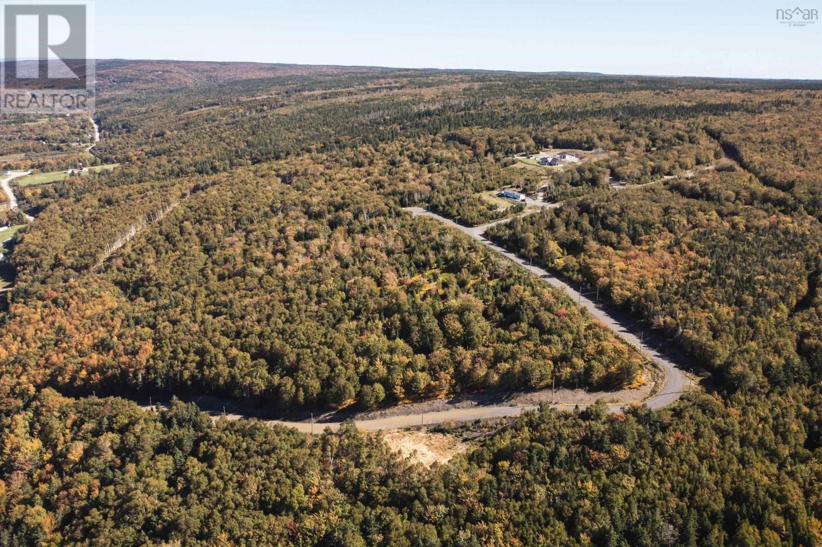 10 GOLDEN VIEW DR Image 11