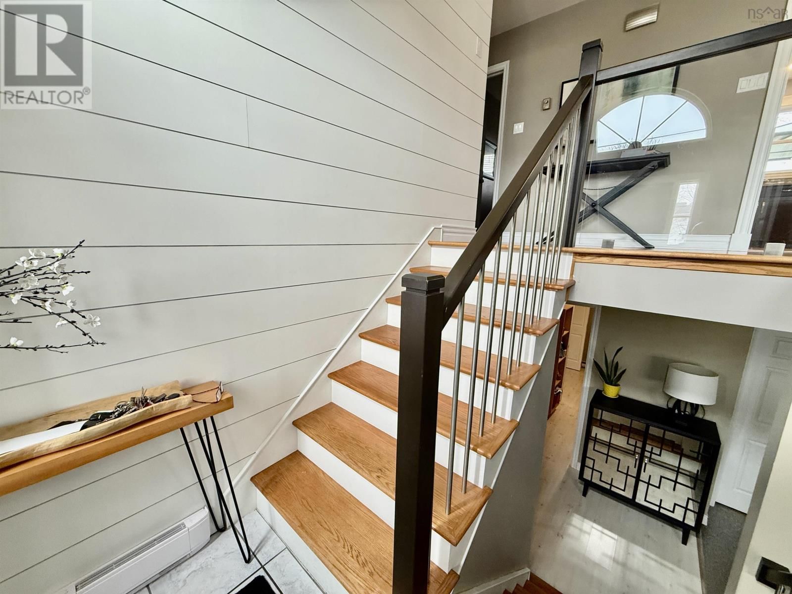 10 TRUNDLE CRESCENT Image 3