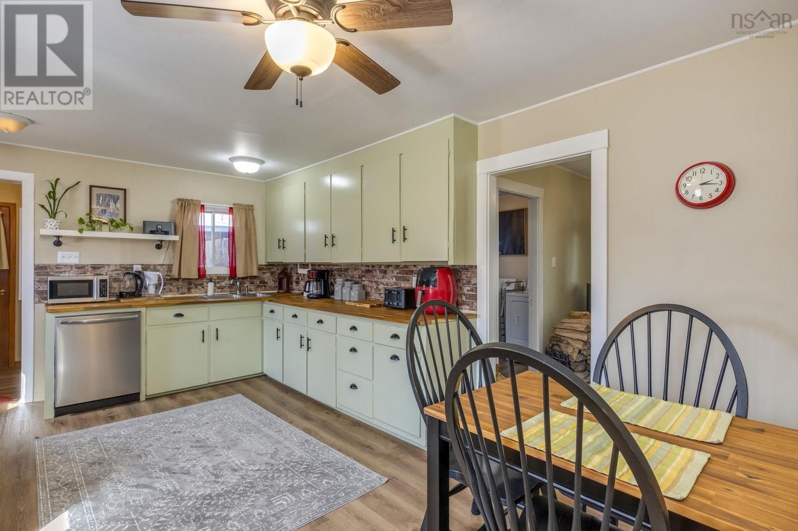 35 PLEASANT STREET Image 10