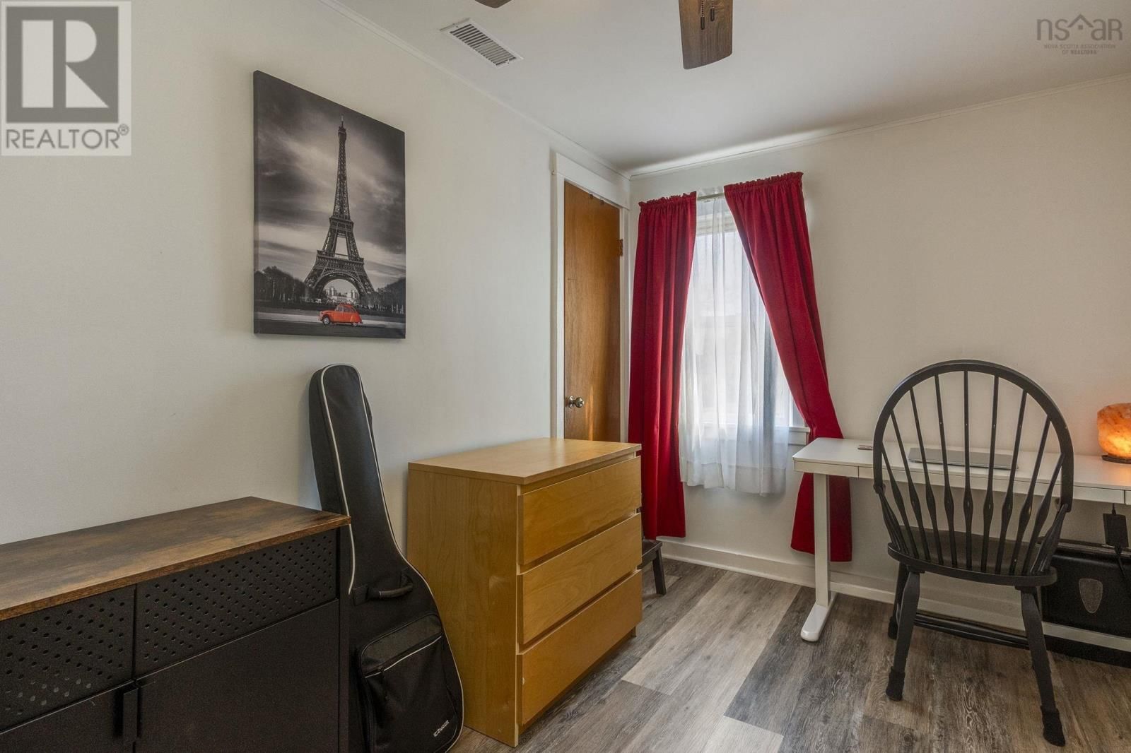 35 PLEASANT STREET Image 31