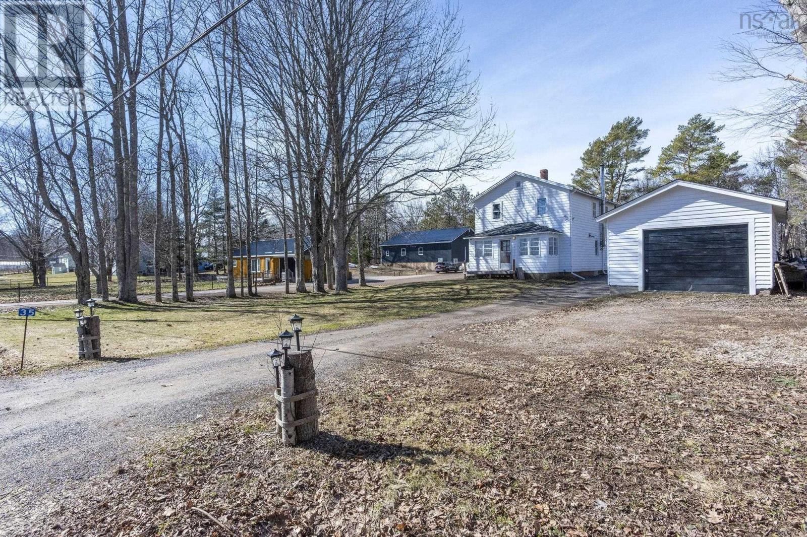 35 PLEASANT STREET Image 44