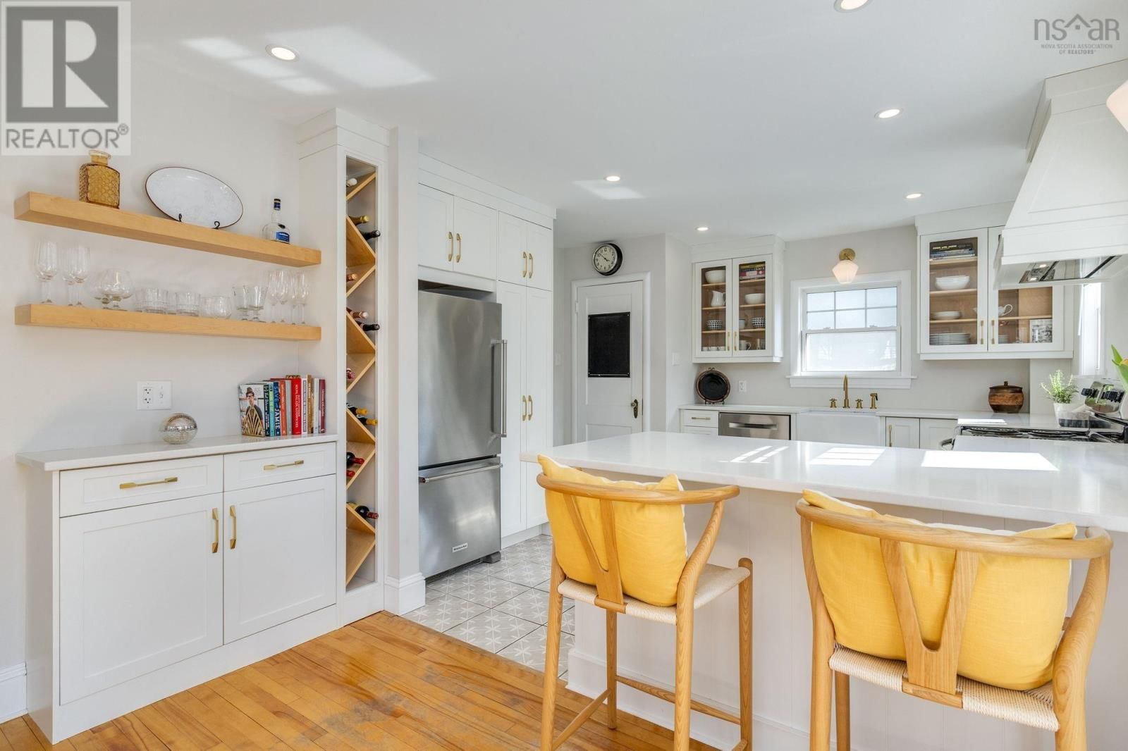 1050 GREENWOOD AVENUE Image 13