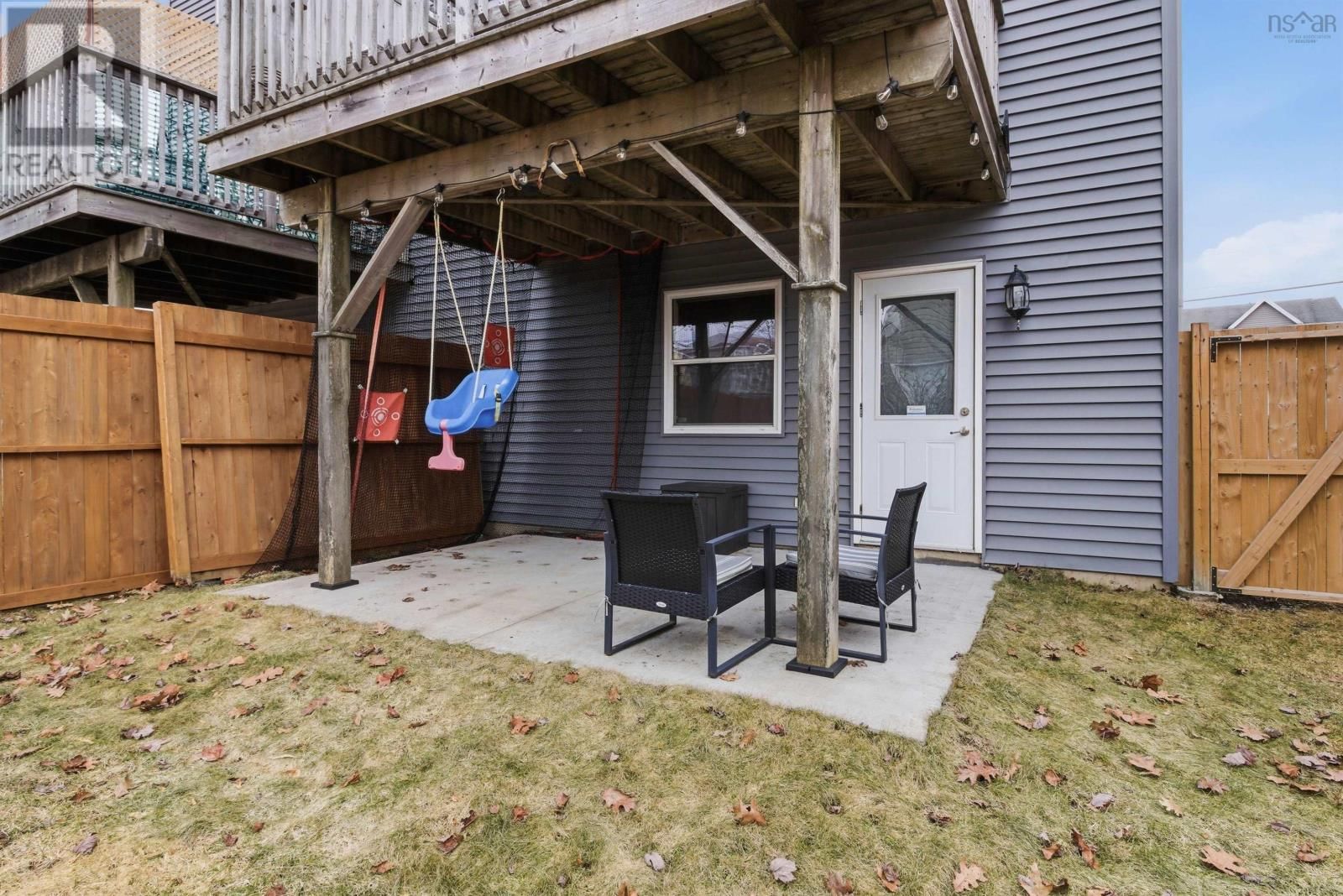 79 TRANSOM DRIVE Image 35