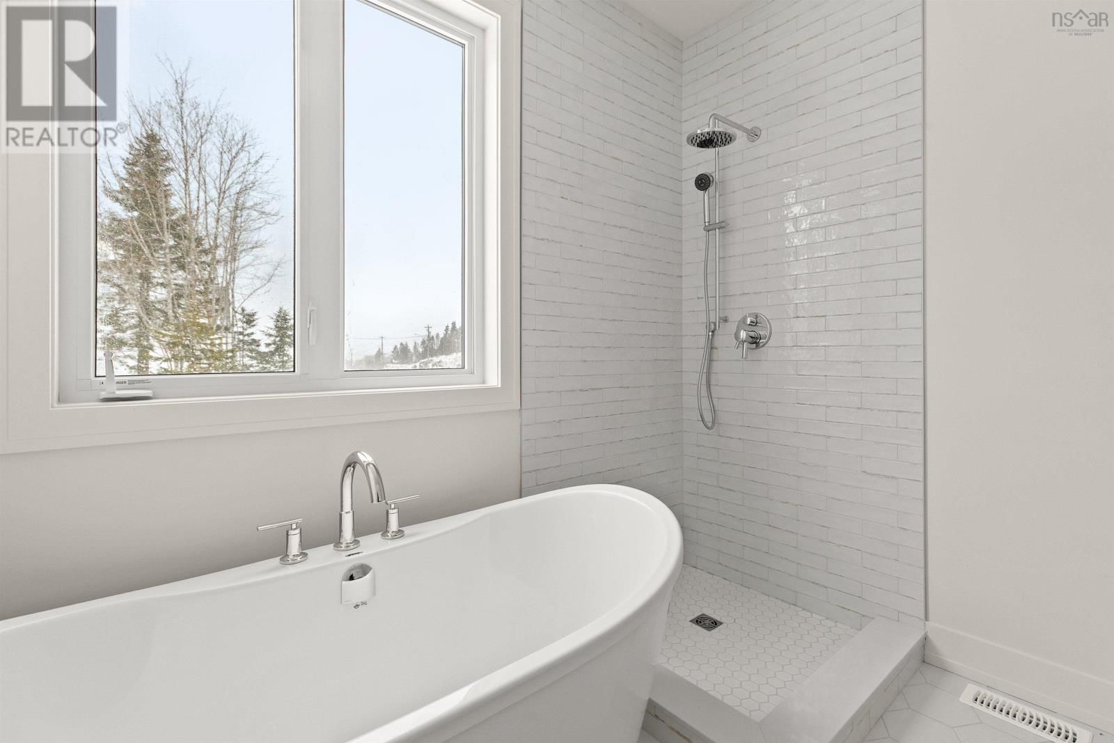 335 ZAFFRE DRIVE Image 22