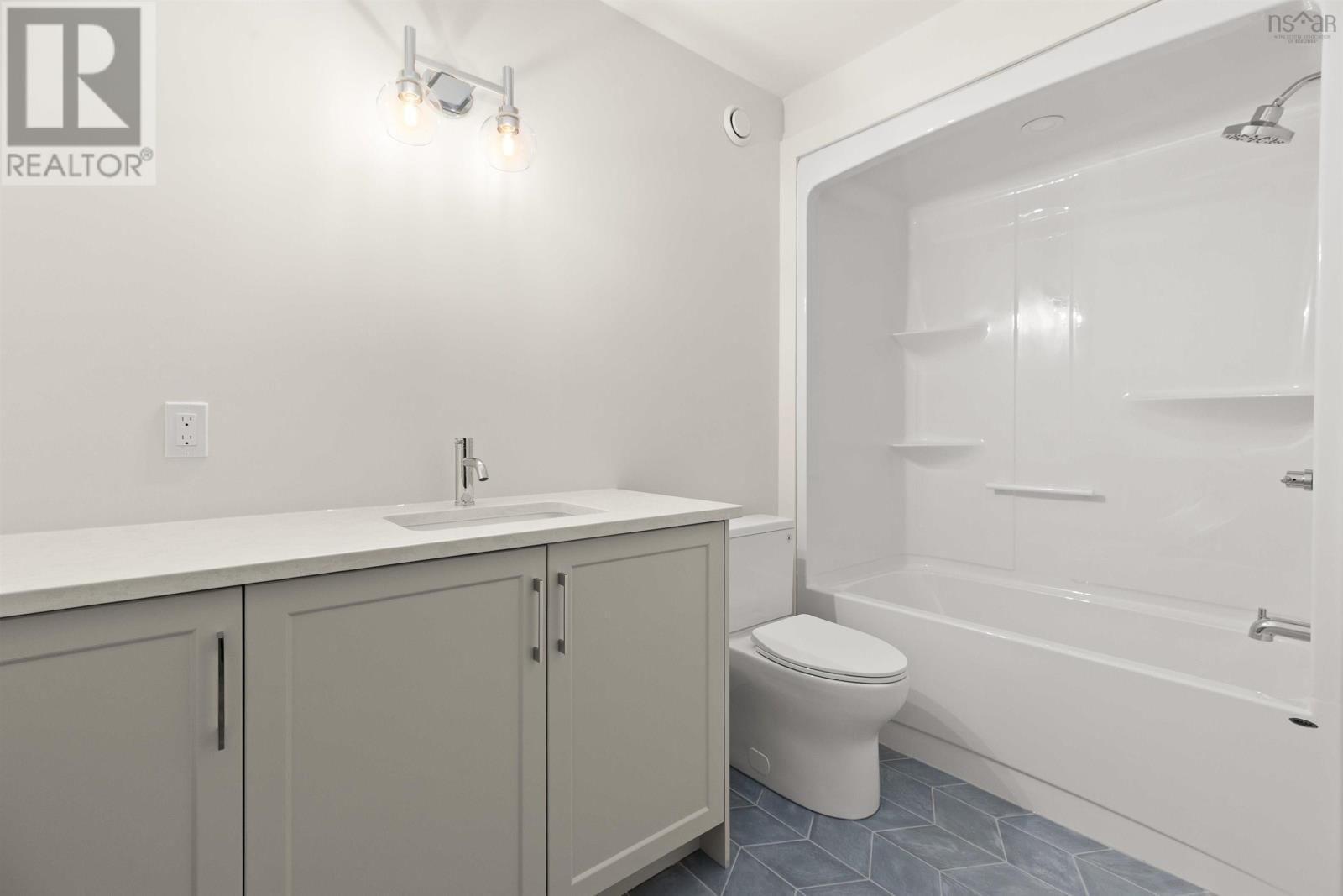 335 ZAFFRE DRIVE Image 29