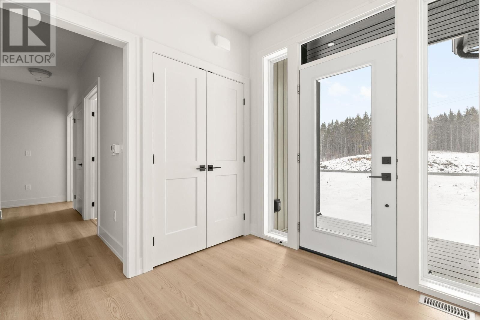 335 ZAFFRE DRIVE Image 3