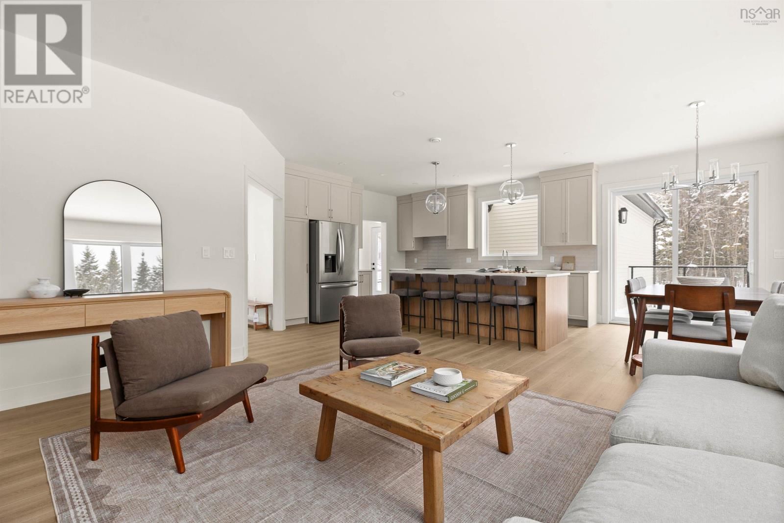 335 ZAFFRE DRIVE Image 7