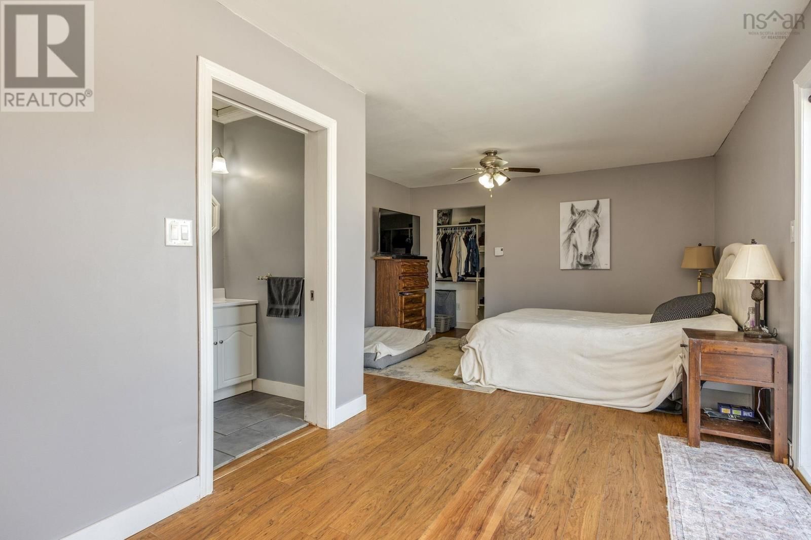 4720 CLAM HARBOUR ROAD Image 31