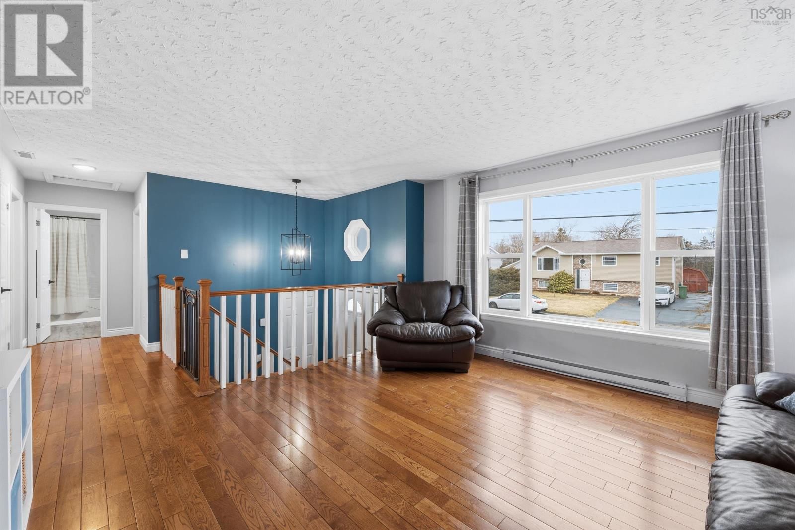 81 CARLISLE DRIVE Image 8