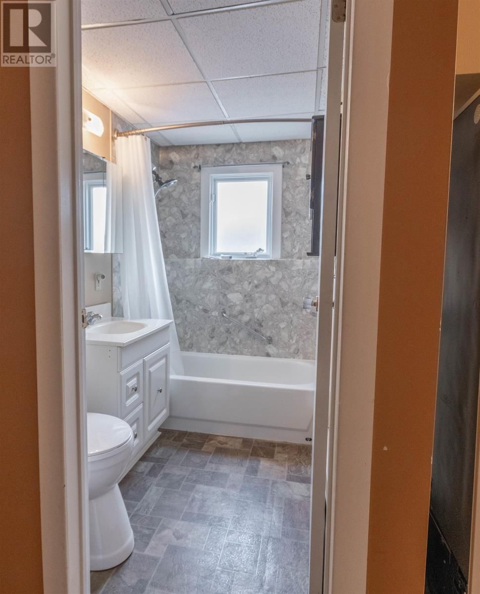 313 NORMAN DRIVE Image 35