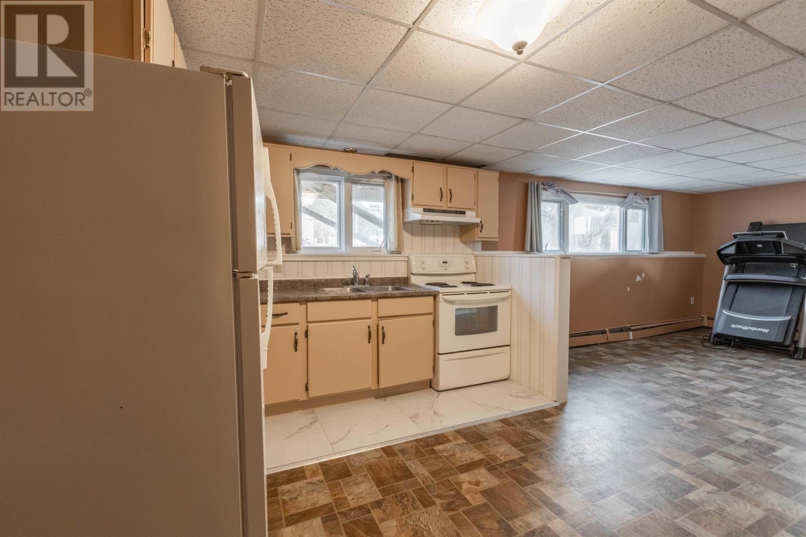 313 NORMAN DRIVE Image 38