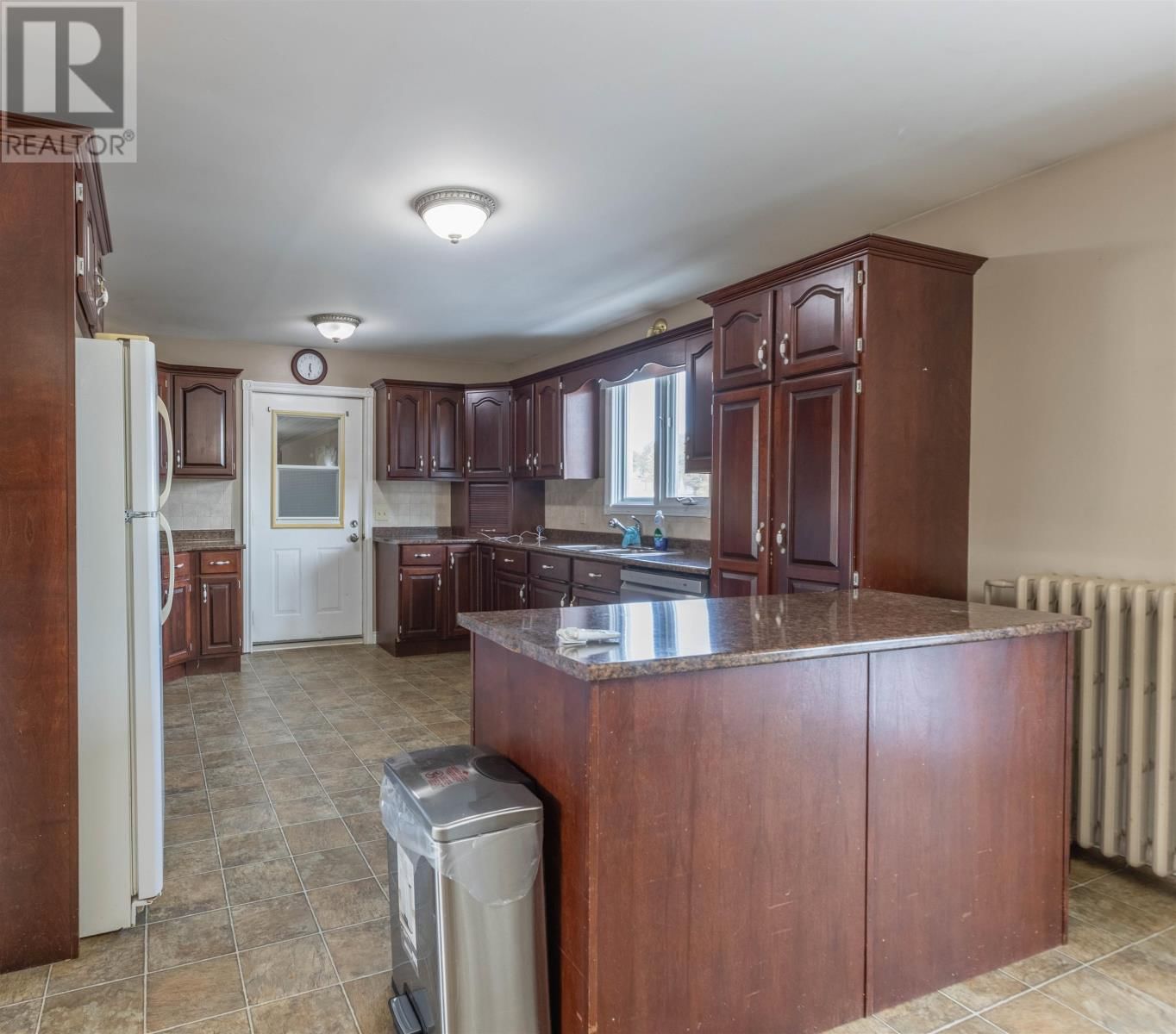 313 NORMAN DRIVE Image 6