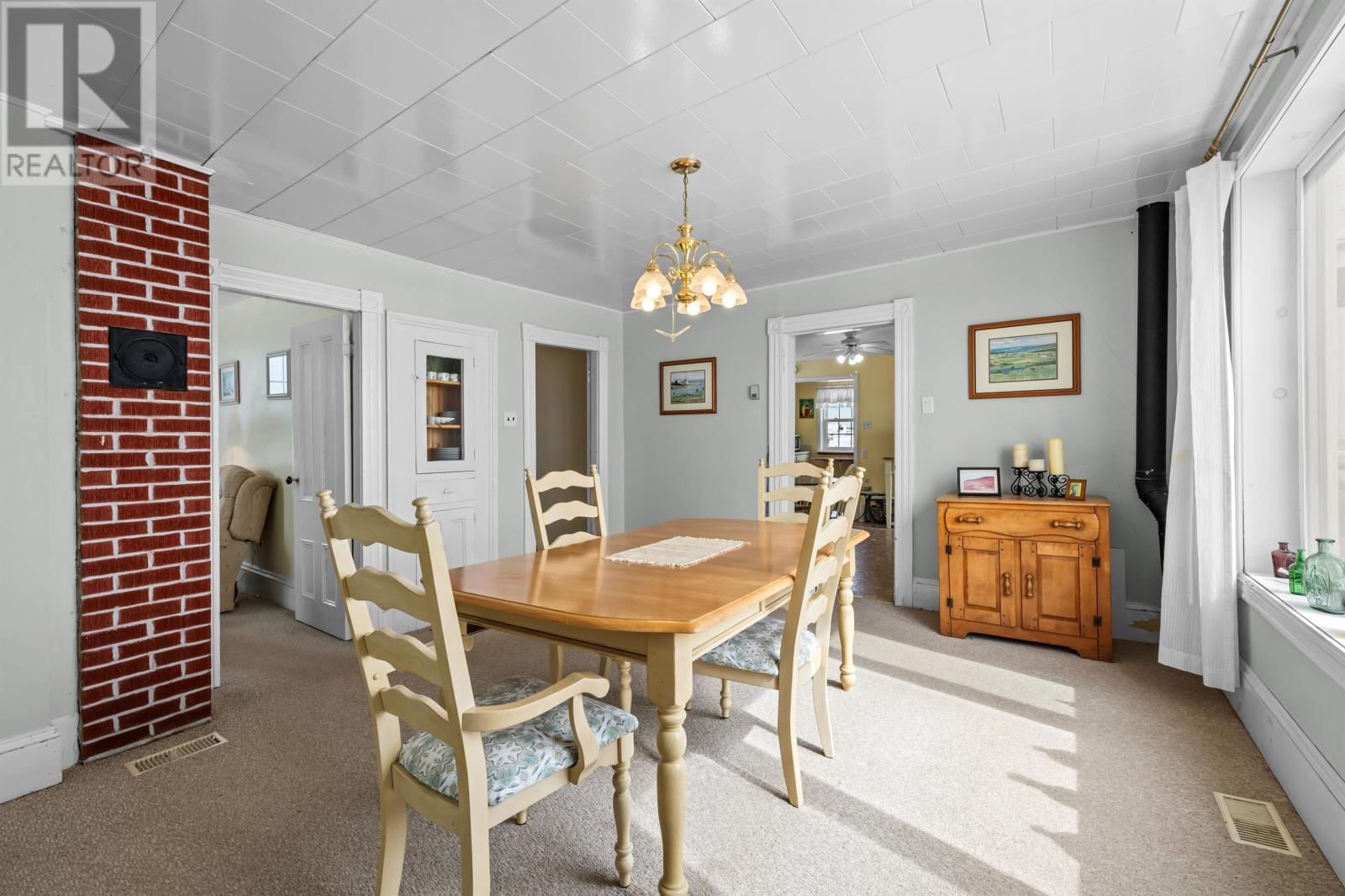 3076 EAST POINT ROAD Image 11