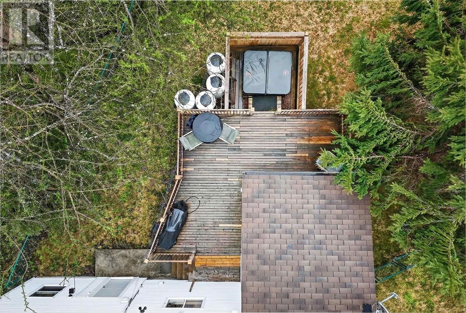 16 WILCOT LANE Image 41