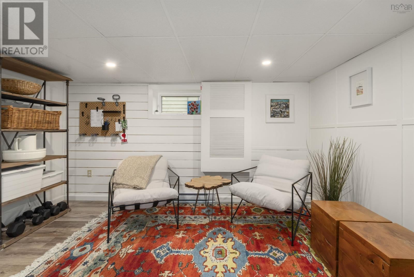 2881 VINCENT STREET Image 28