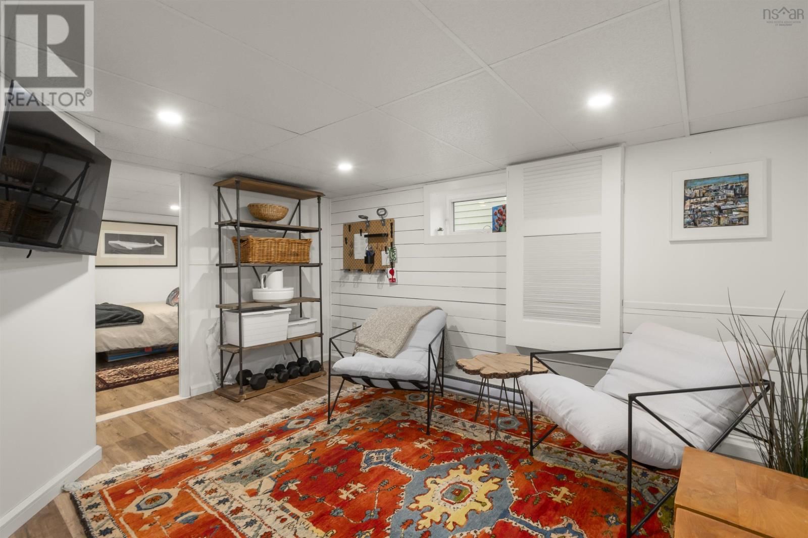 2881 VINCENT STREET Image 29