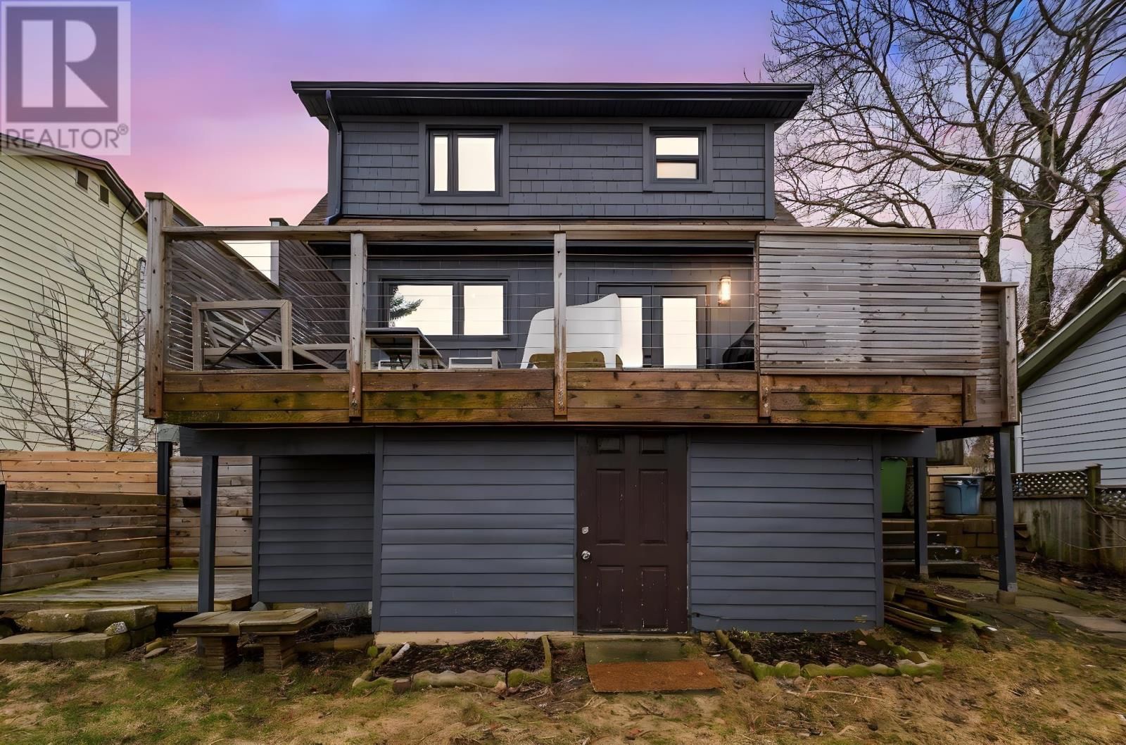 2881 VINCENT STREET Image 41