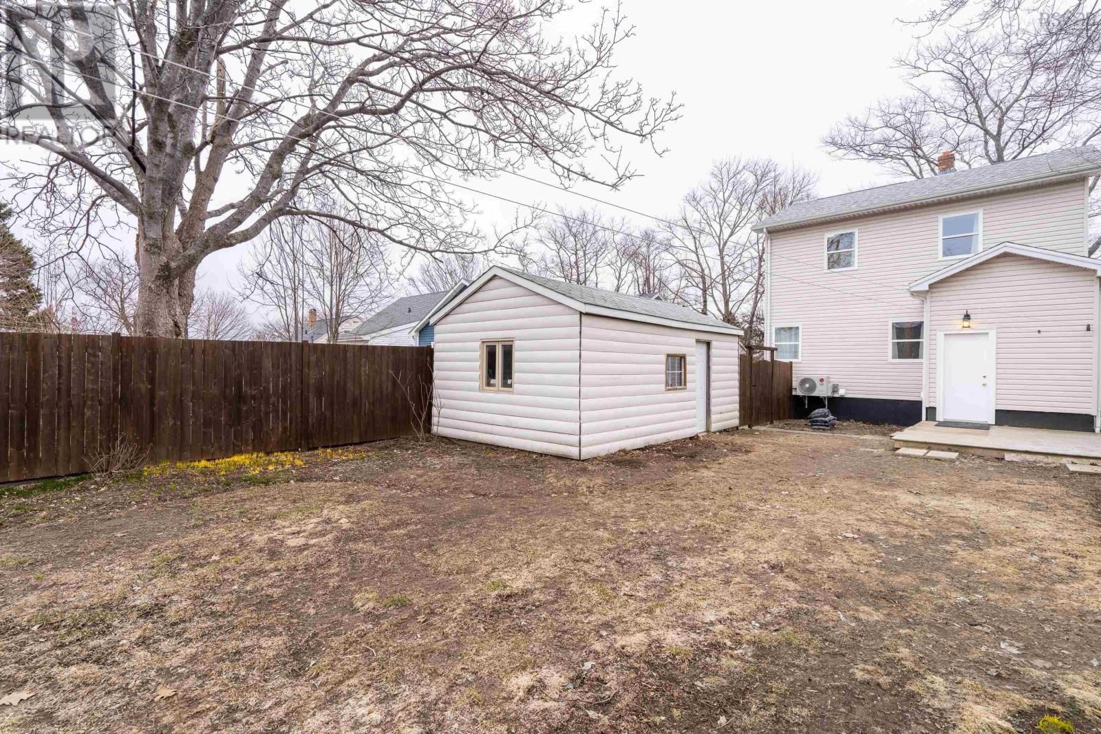 5447 RECTOR STREET Image 39