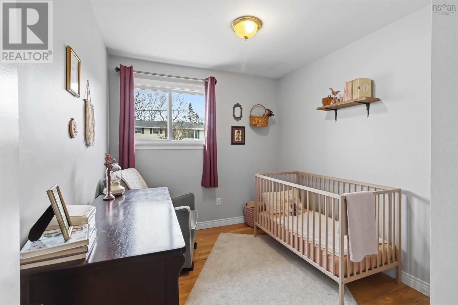 100 GREENDALE COURT Image 14