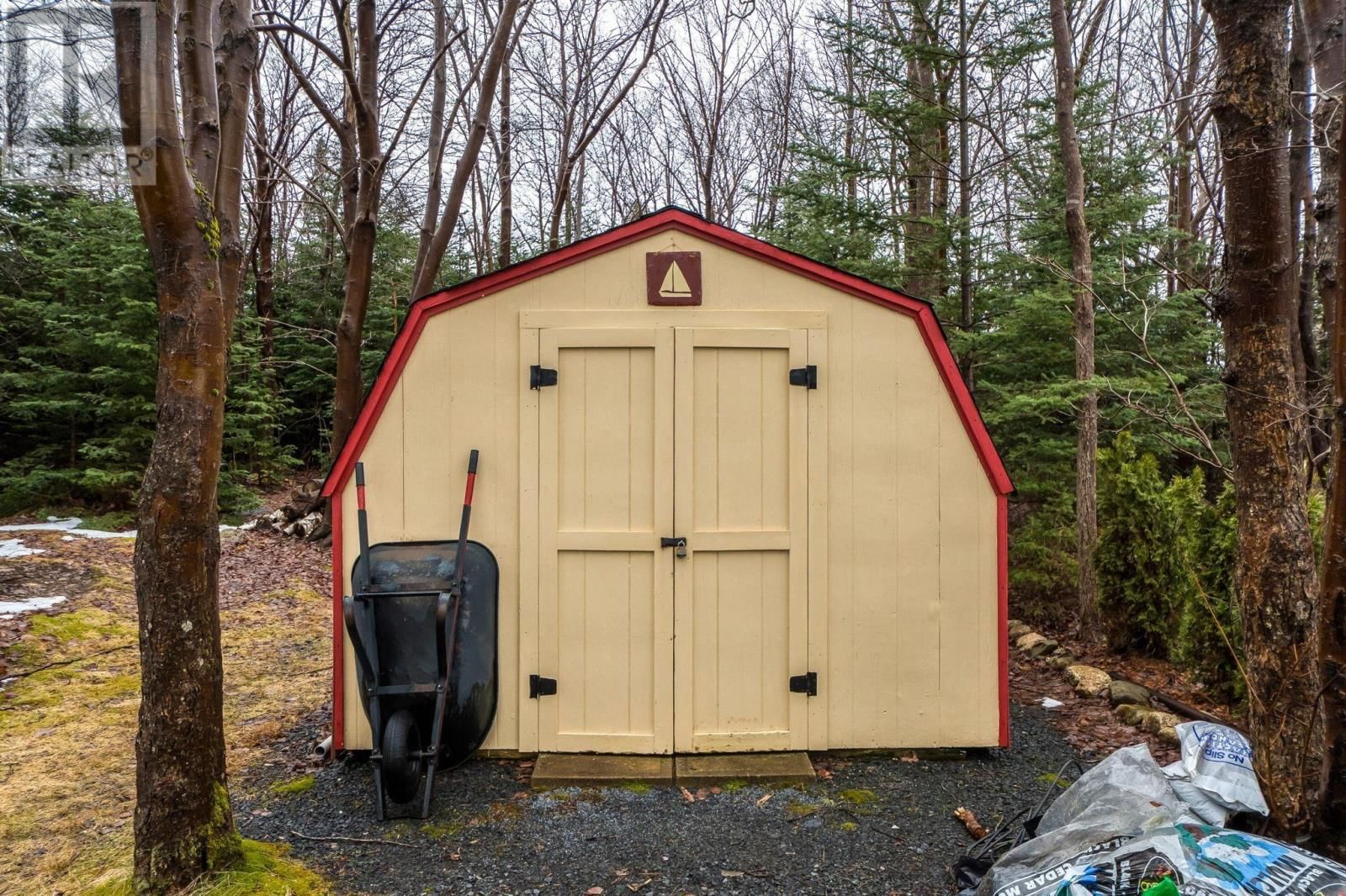 44 WHITE BIRCH DRIVE Image 39