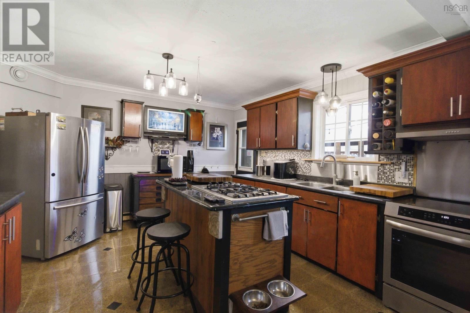 66 PARKWOOD DRIVE Image 16