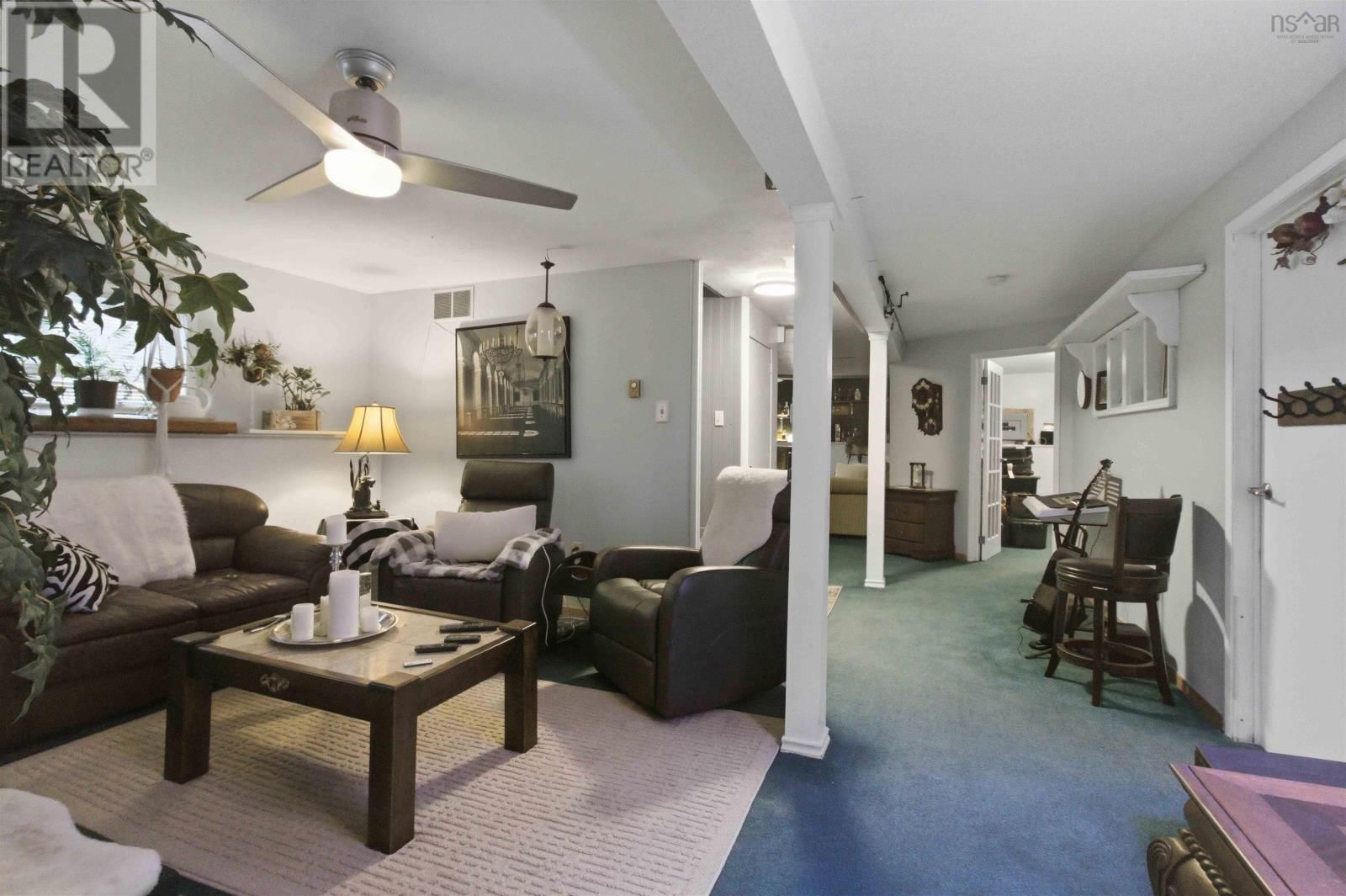 66 PARKWOOD DRIVE Image 29