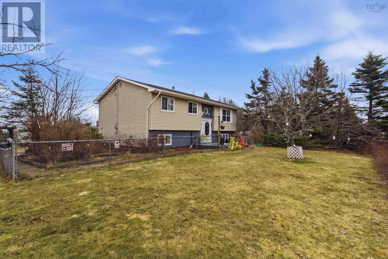 66 PARKWOOD DRIVE Image 37