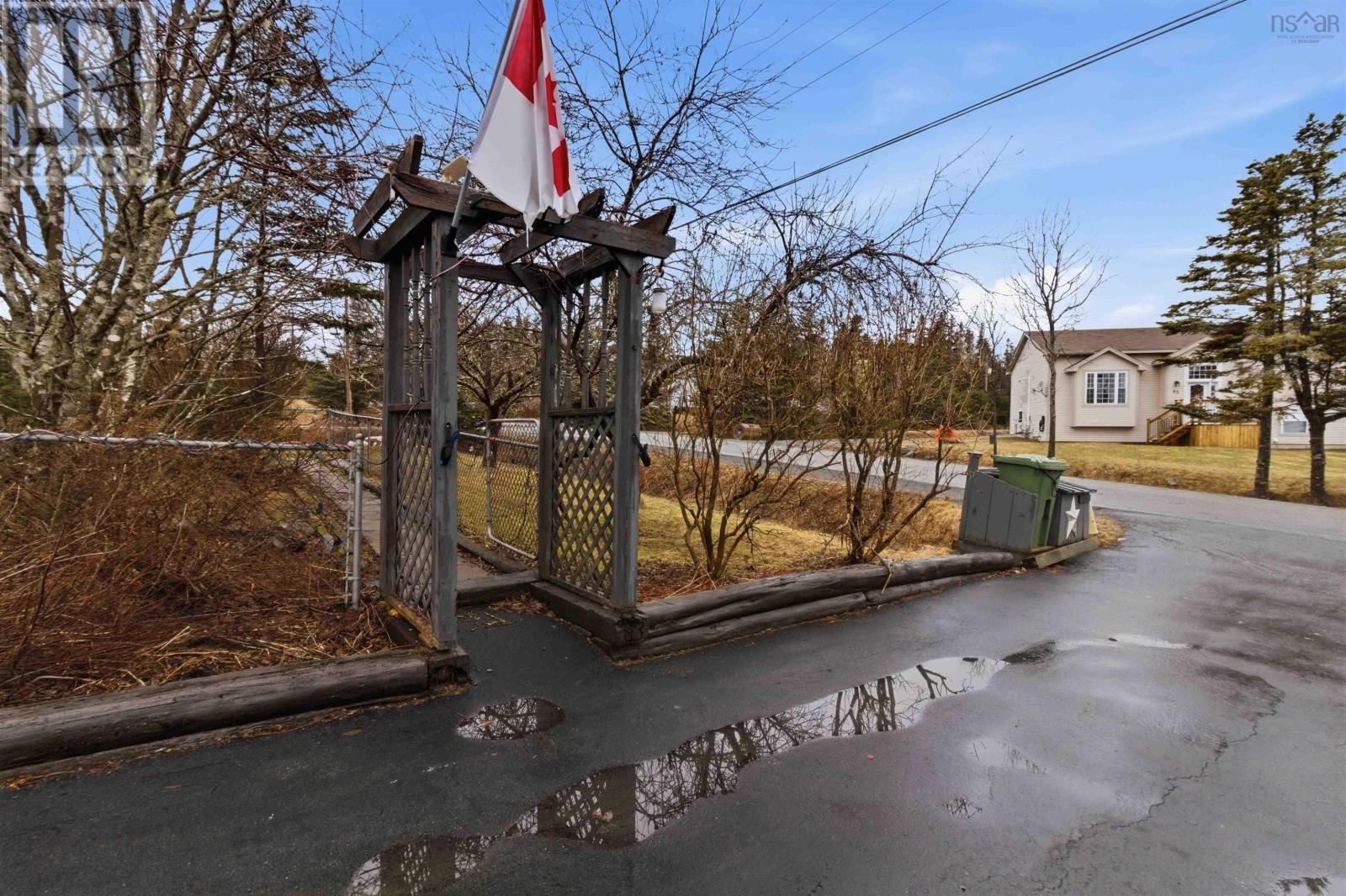 66 PARKWOOD DRIVE Image 41