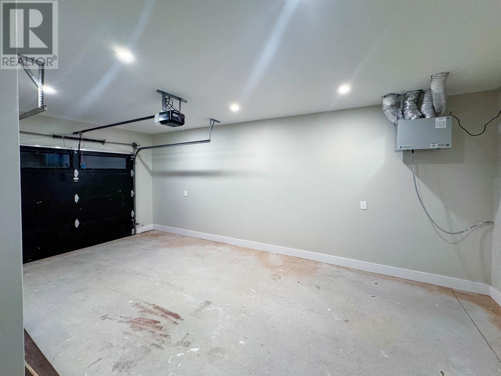 51 EMILY DRIVE Image 28