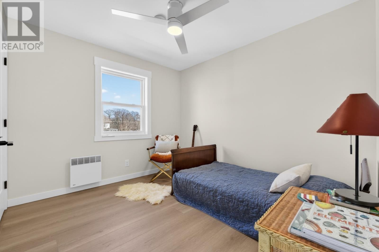 366 OAK AVENUE Image 30