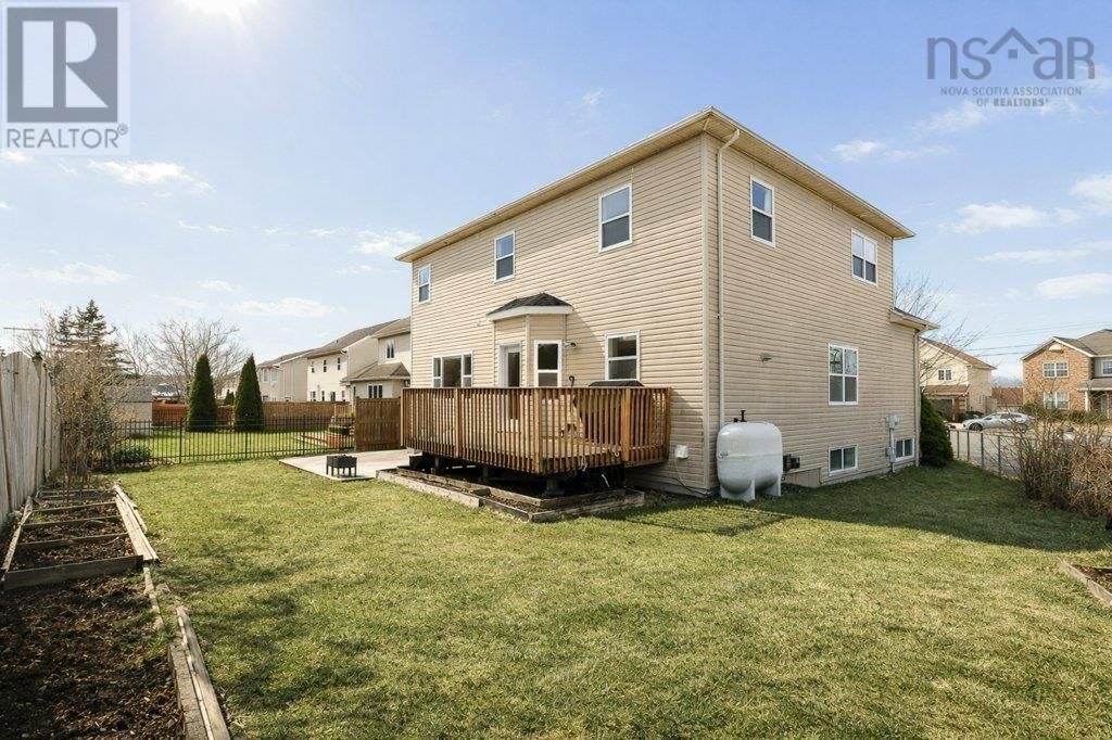 31 PARKMOUNT CLOSE Image 3