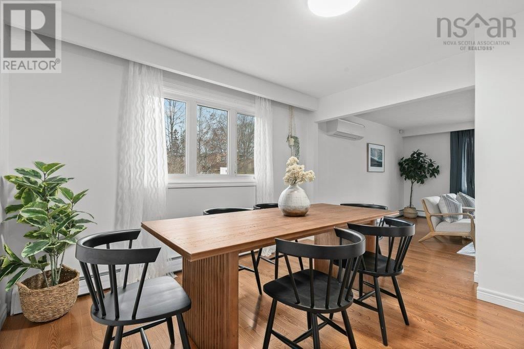 12 BROOKDALE CRESCENT Image 13