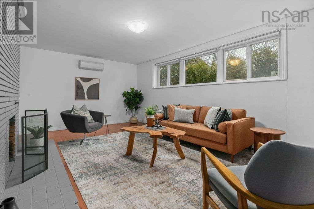 12 BROOKDALE CRESCENT Image 29