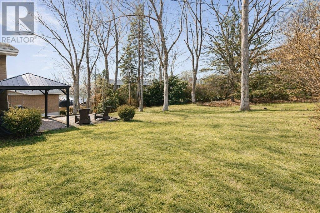 12 BROOKDALE CRESCENT Image 48