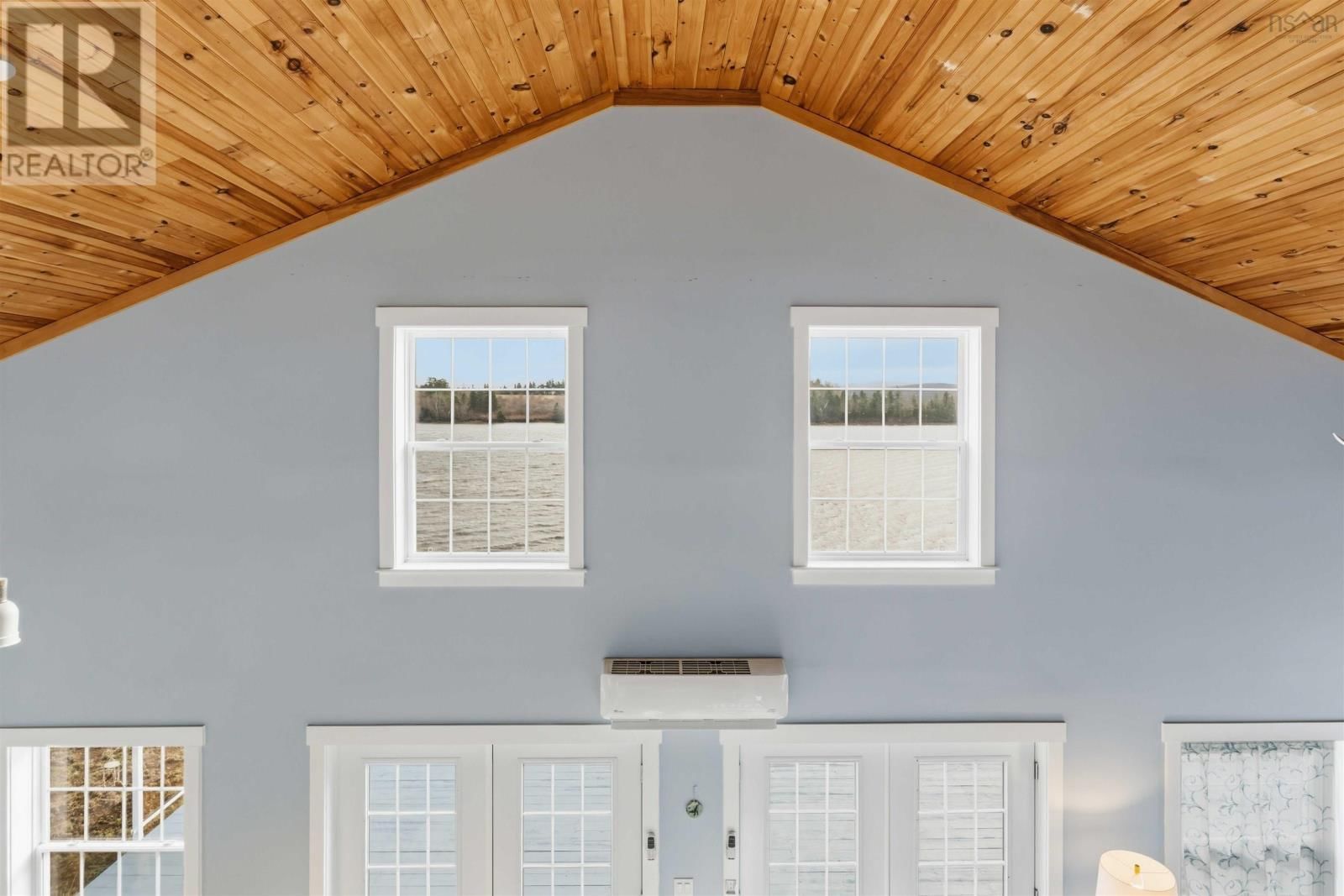 6 MASSACHUSETTS ROAD Image 36