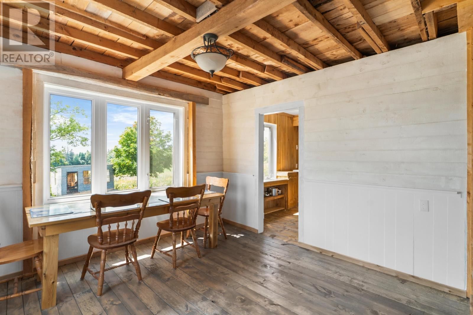 39015 WESTERN ROAD Image 6