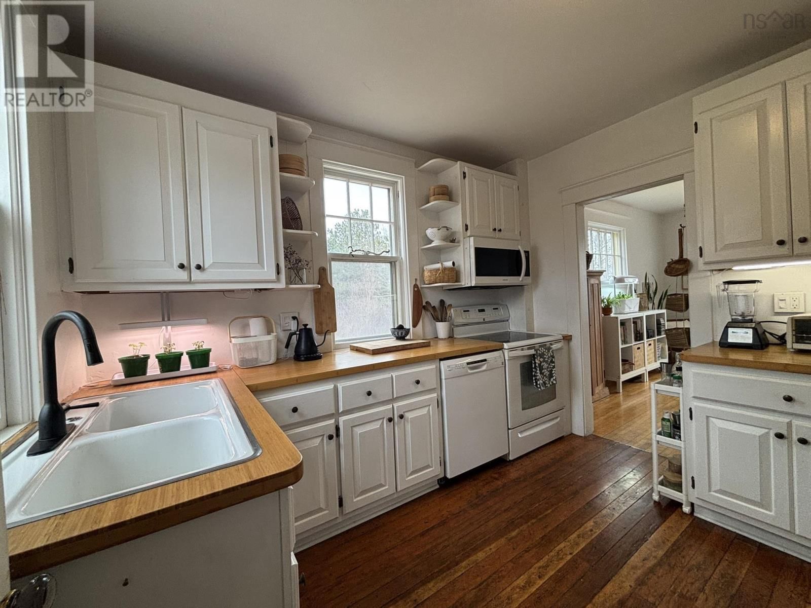 32 OLD FALLS ROAD Image 13