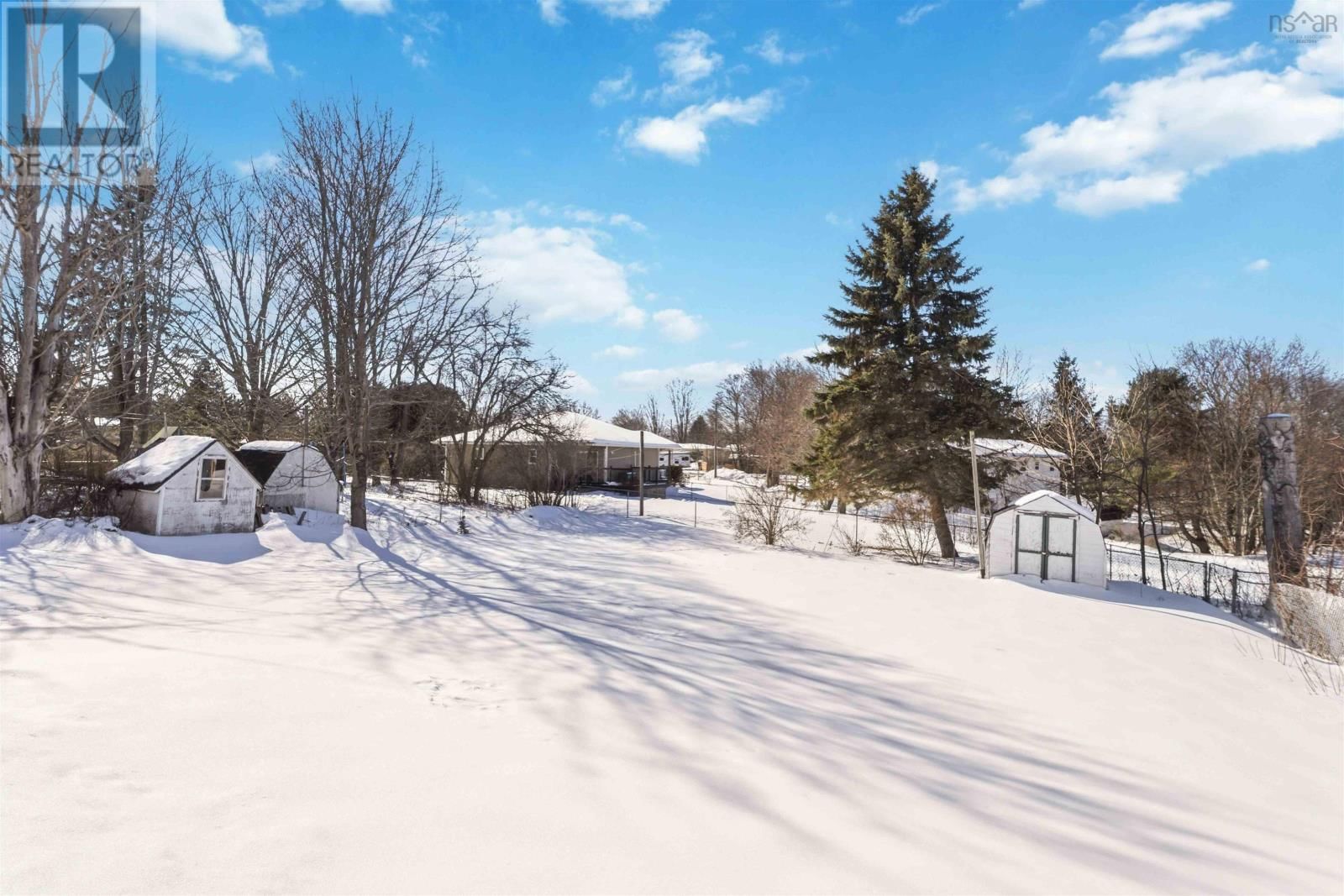 15 SHERRY AVENUE Image 39