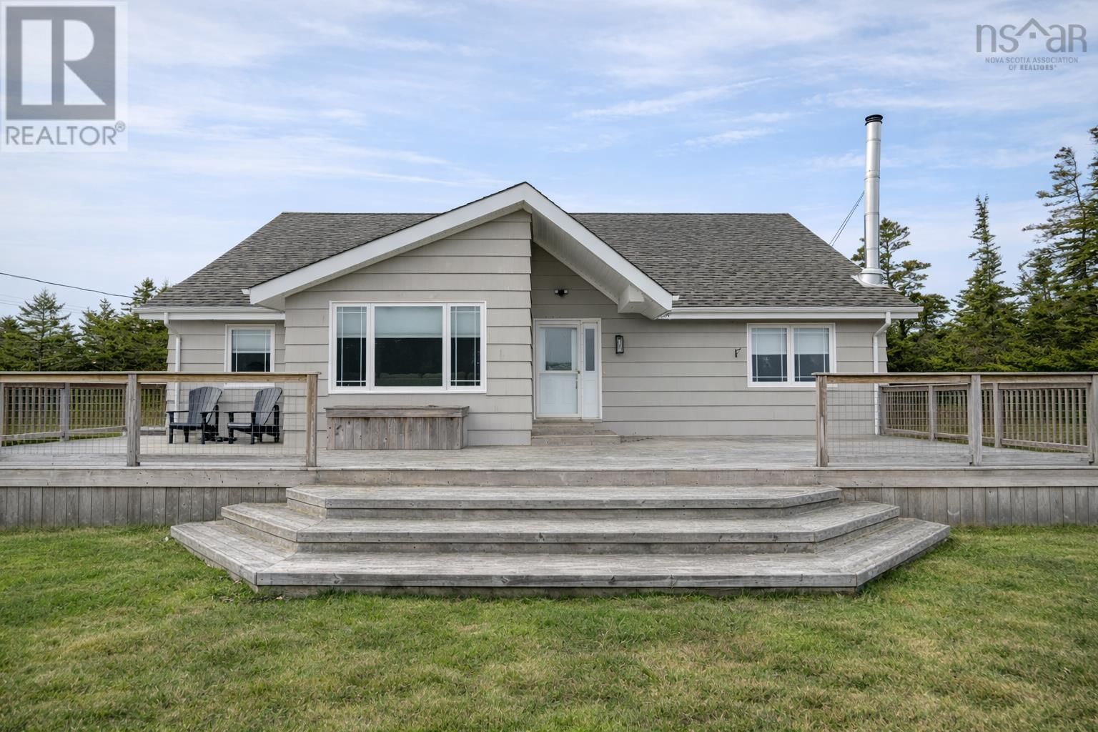 19 Long Point Road, Newellton, Nova Scotia B0W 1P0