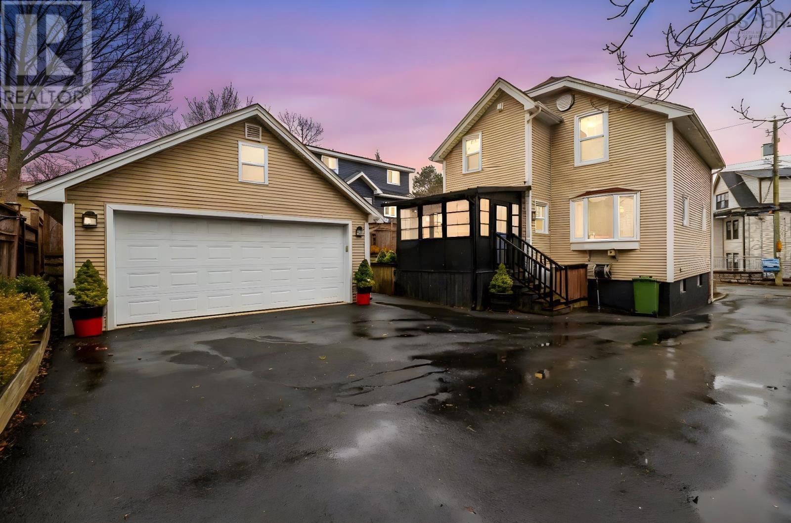 8 EATON AVENUE Image 35