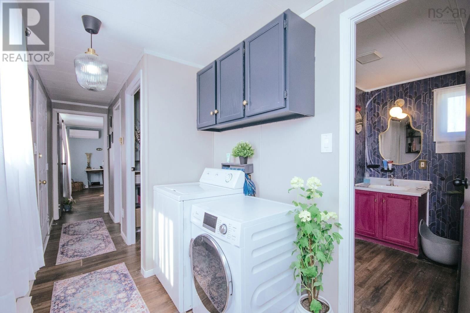 1 BIRCH STREET Image 36