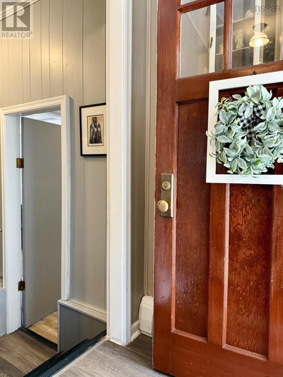 11838 2 HIGHWAY Image 29