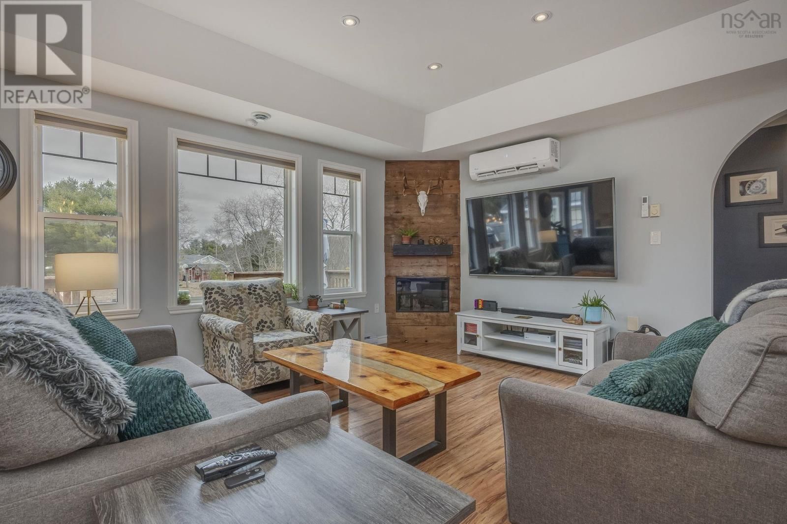 20 GEIGER DRIVE Image 13