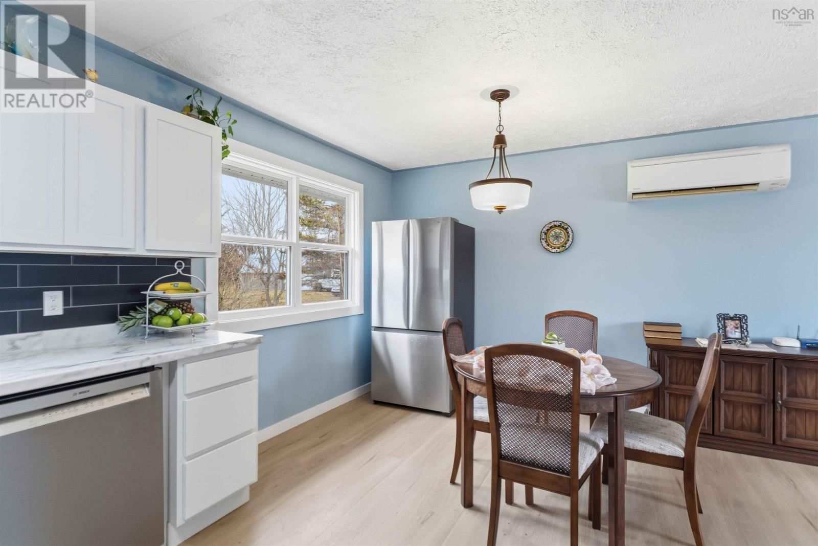 882 TREMONT MOUNTAIN ROAD Image 9