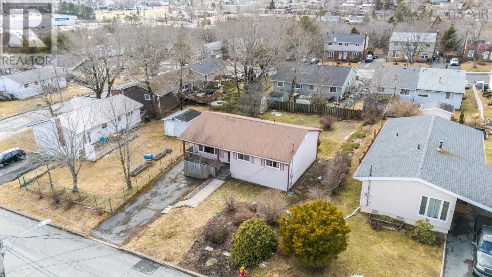 19 SHALIMAR CRESCENT Image 44