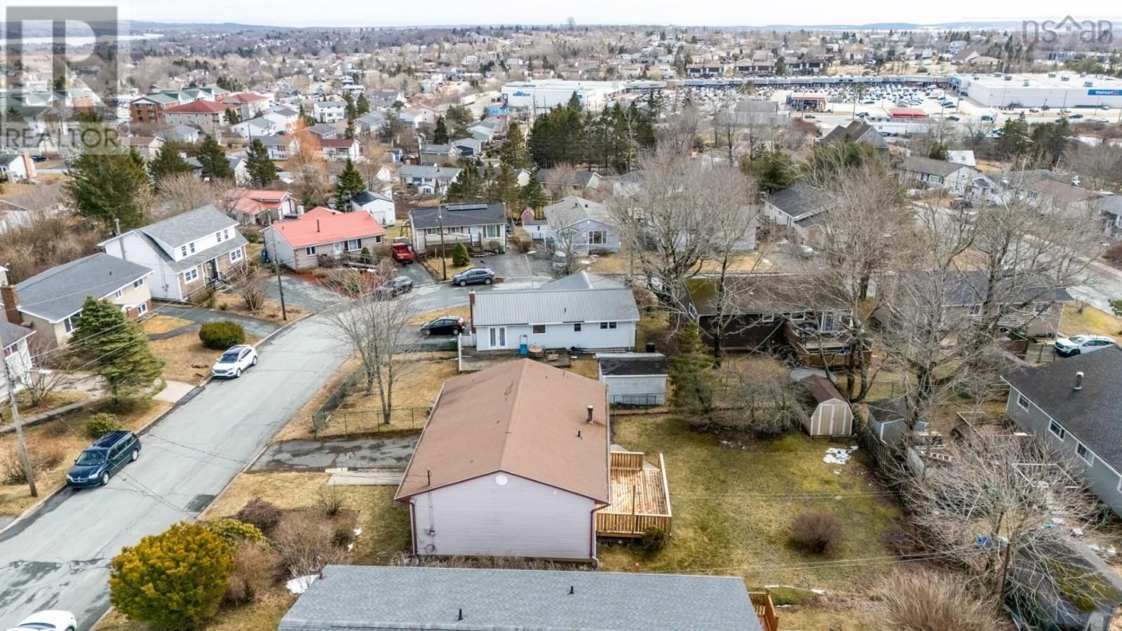 19 SHALIMAR CRESCENT Image 45